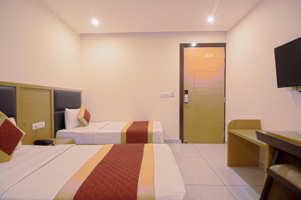 Hotel Del Inn By F9 Hotels - Near Igi Airport New Delhi Exteriör bild