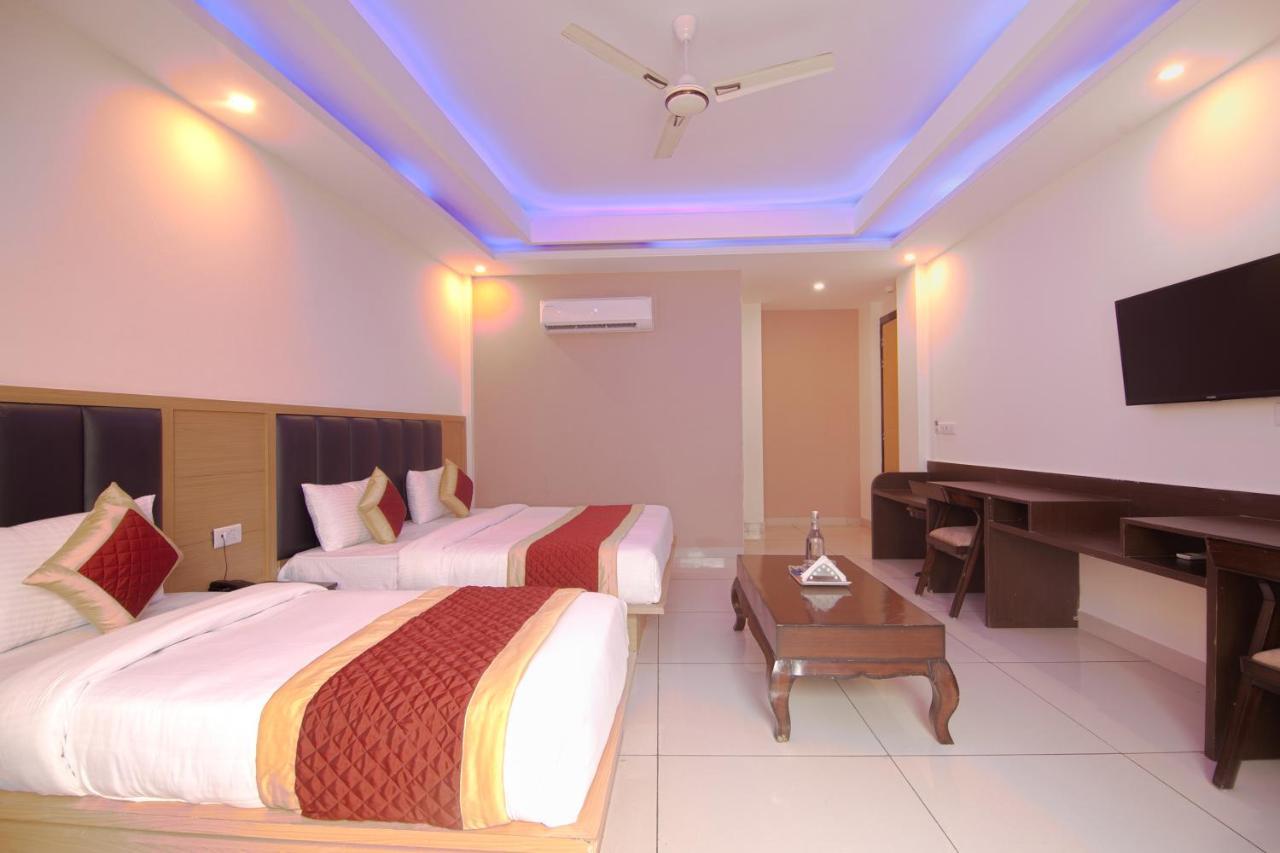 Hotel Del Inn By F9 Hotels - Near Igi Airport New Delhi Exteriör bild