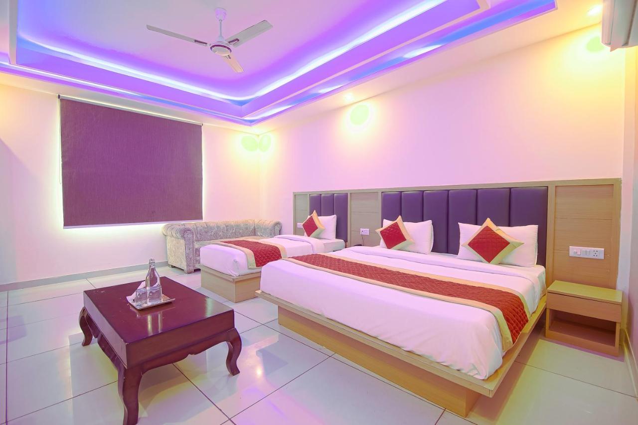 Hotel Del Inn By F9 Hotels - Near Igi Airport New Delhi Exteriör bild